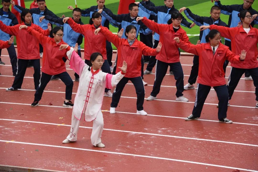 给大家科普下“九天揽月到底有挂吗”!其实有挂-知乎