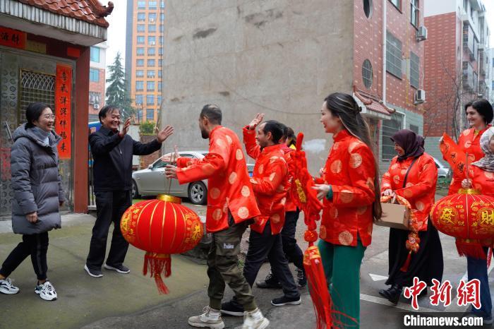 我来教大家！越乡游义乌麻将拼三张其实是有挂的(怎么提高赢牌率)