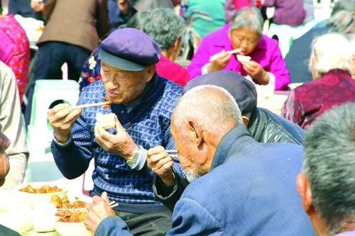 我来教大家！内蒙老友麻将其实是有挂的(怎么打才能赢)