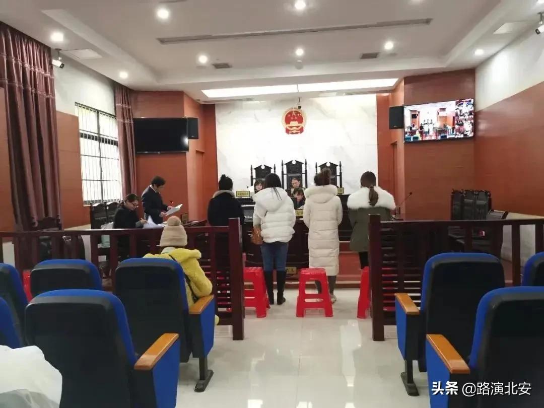 黑料！丫丫湖南麻将其实是有挂的(怎么能调好牌)