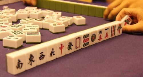 厉害了！小唐家乐园麻将有技巧么(怎么抓到好牌)