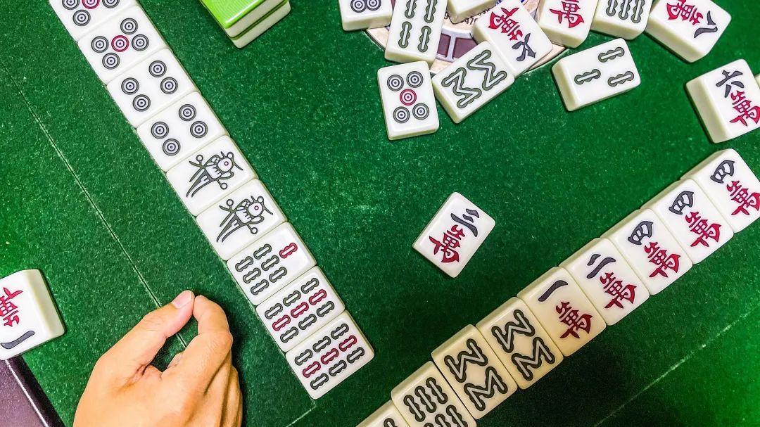 玩家必备！江苏大运河麻将确实真的有挂(怎么让牌变好)