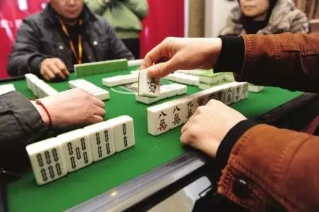 3分钟讲解！圈友望江麻将确实有挂的(确定是有挂)