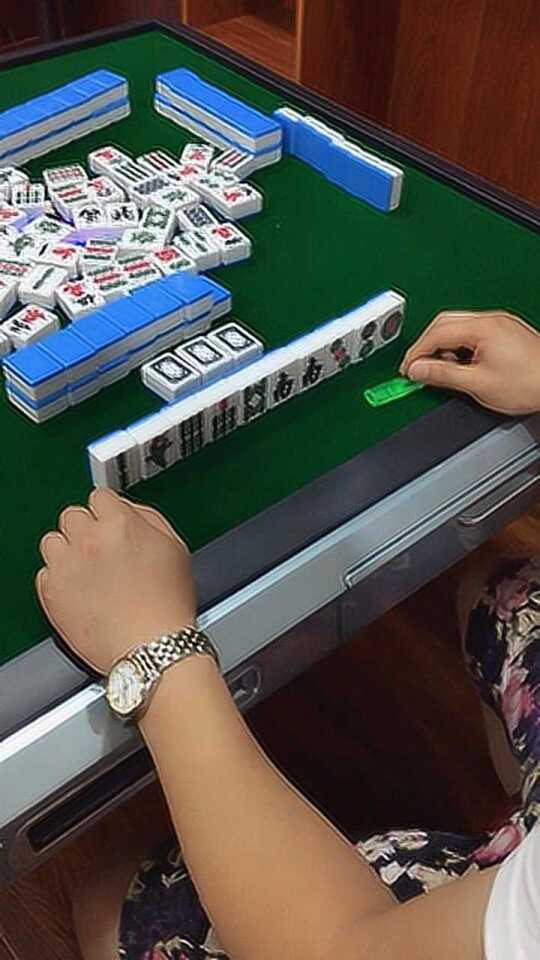 快手直播怎么挂麻将牌教程（快手怎么直播打麻将的视频教程）