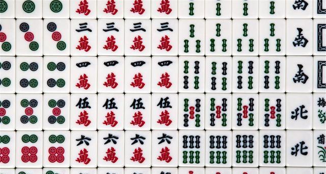 没有挂的麻将叫什么牌（麻将中没有图案的牌叫什么）
