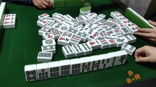 安徽红中麻将有没有挂（安徽红中麻将怎么玩）