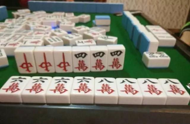 教程辅助“雀神麻将怎么辨别有挂(确实有挂)-知乎