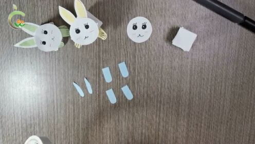 小麻将兔子挂坠怎么挂视频（麻将摆小白兔）