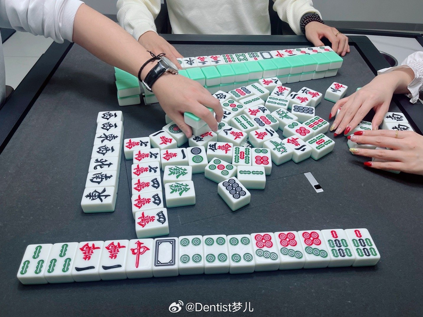 颍上杠后翻麻将有挂吗（颖上杠后翻麻将吧）