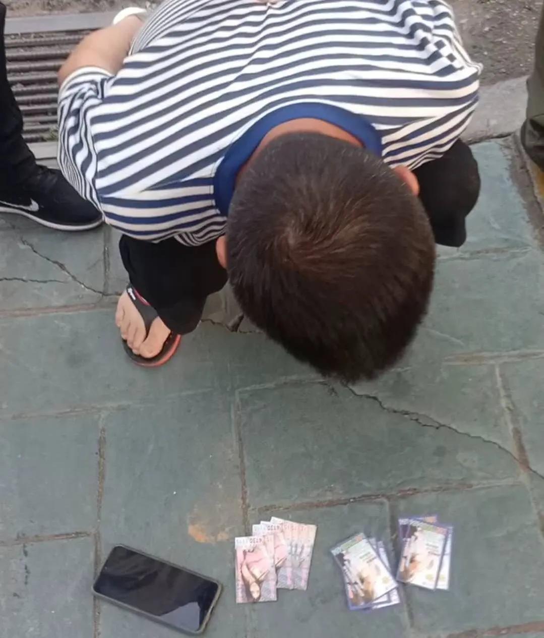 火爆全网!扑克牌玩三公要怎样简单出老千方法图解“推荐8个购买渠道