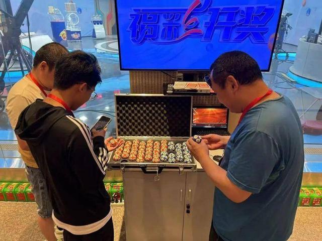 玩家必备教程实用玩三公包赢设备仪器产品《新浪科技 讲解窍门》
