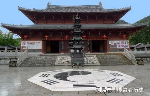 龙虎山道士挂饰图片大全（龙虎山道观厉害的道士）